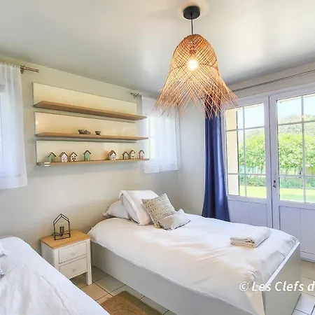 Villa Tres Belle Maison A 2 Pas De La Mer, 6 Personnes *